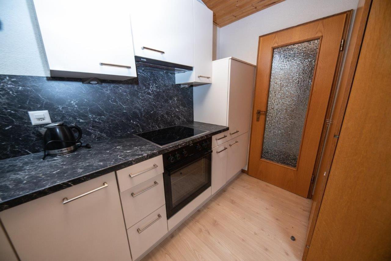 Haus Pickelschmiede Apartman Saas-Grund Kültér fotó