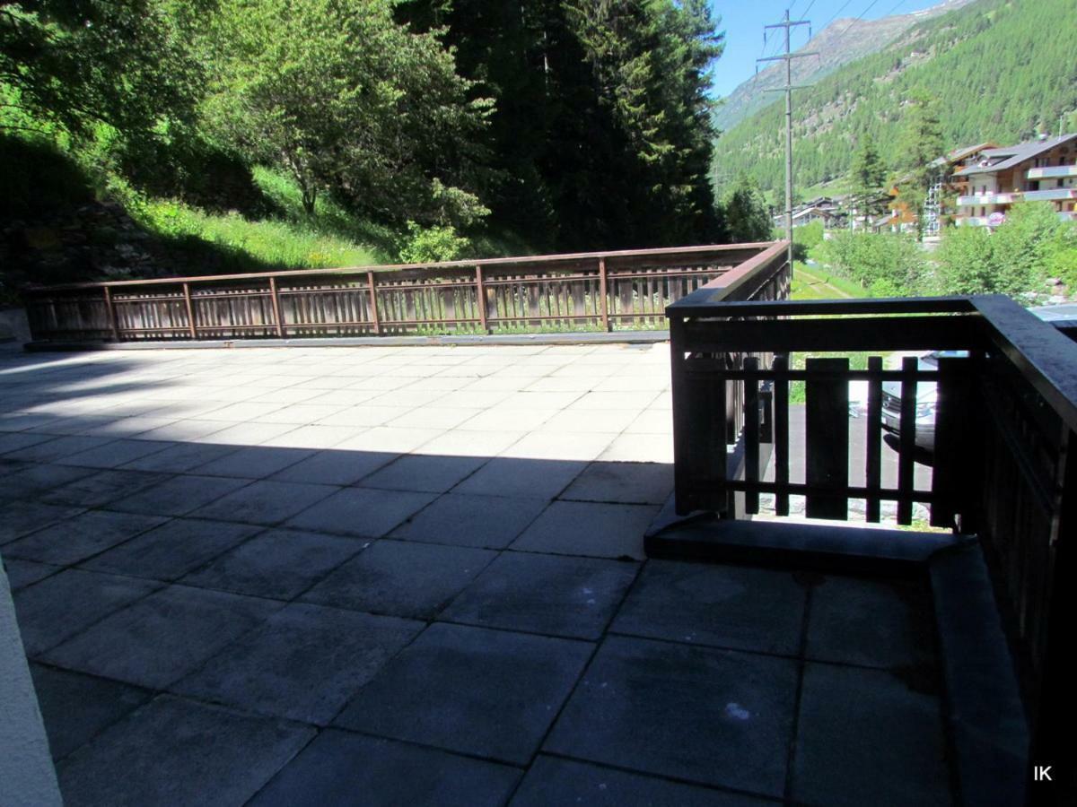 Haus Pickelschmiede Apartman Saas-Grund Kültér fotó