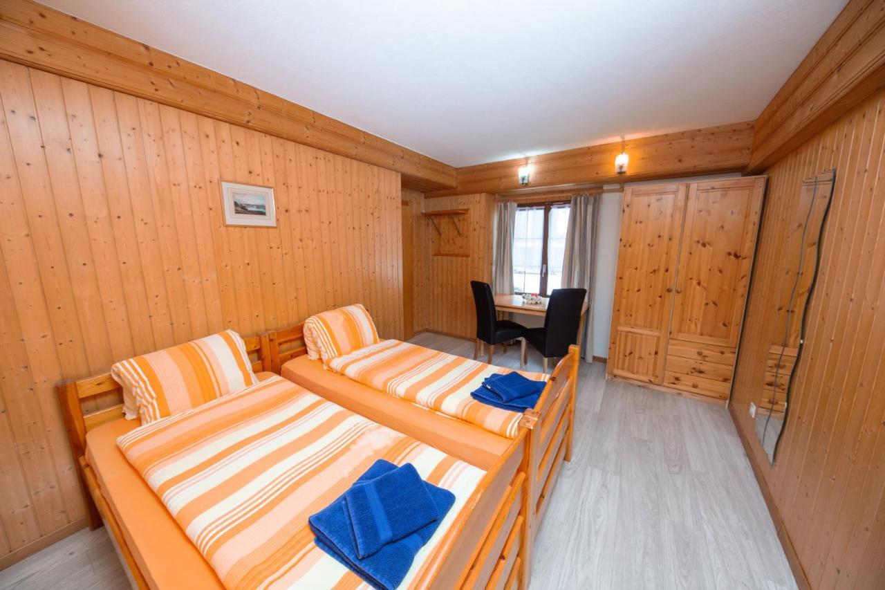 Haus Pickelschmiede Apartman Saas-Grund Kültér fotó